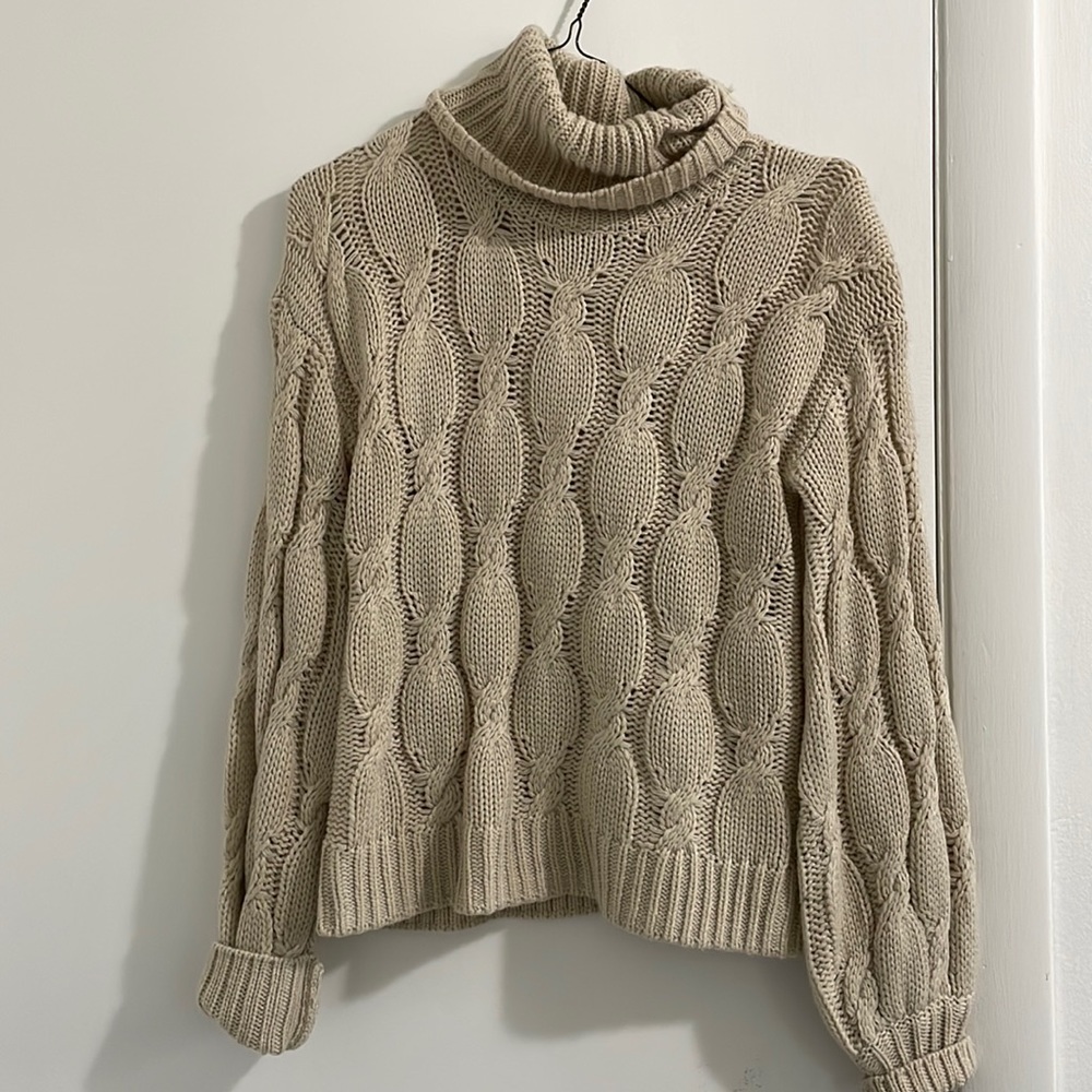 Cable knit sweater